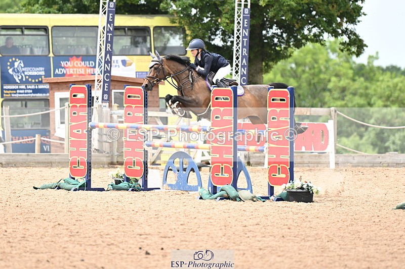 240630A-144014-14445 - Cls 25 HOYS 138cm Jump Off and Presentations