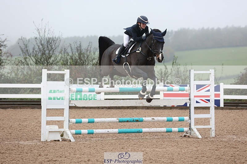 231112A-132308-04432 - Cls 20 Newcomers & 1.10m Open