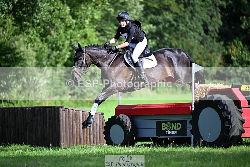 240803-164743-09627 - 274-Molly_Frampton-OBSIDIAN_ROYALE