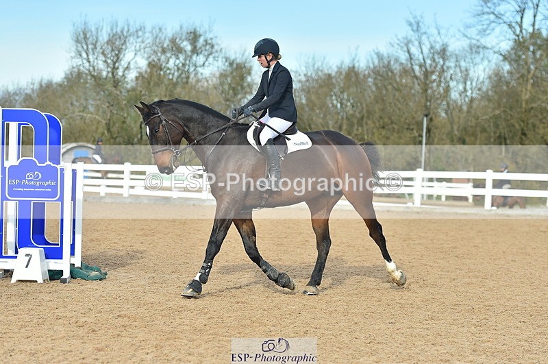 231111A-114312-01739 - Cls 11 Snr 1.05m Open