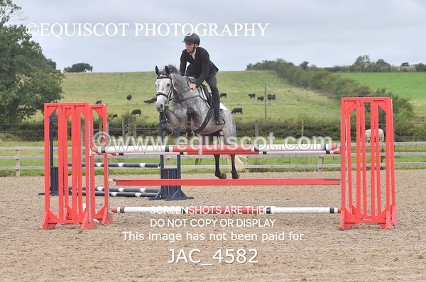 JAC_4582 - CLASS 7 Senior Foxhunter/ 1.20m Open