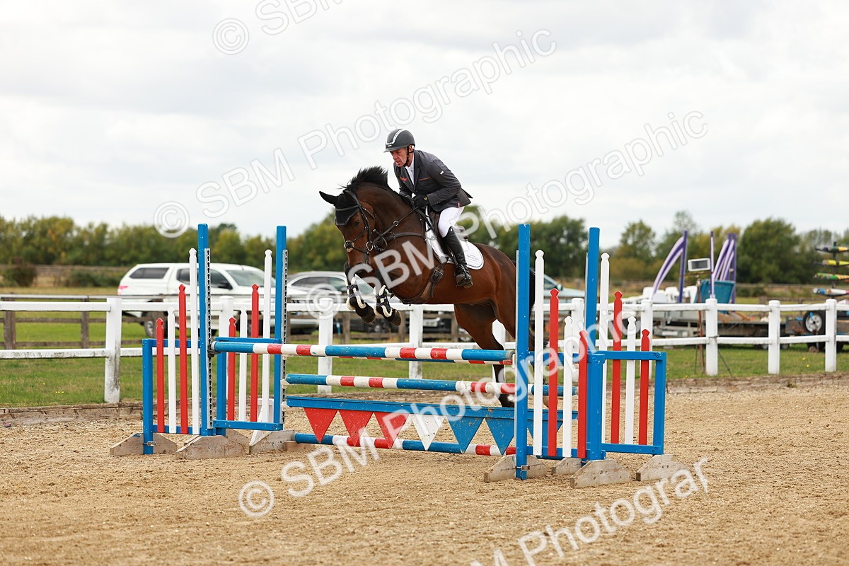 SBM_001185_Class 3 - Senior Discovery - 100m - Customer Cart- Anthony  17-9-26