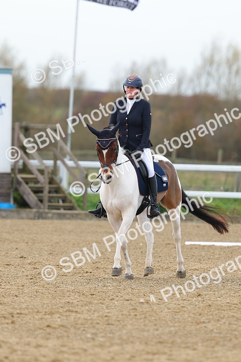 SBM_004004 - Class 9-8-11 - Elementary 1-Novice 4-Elementary 4