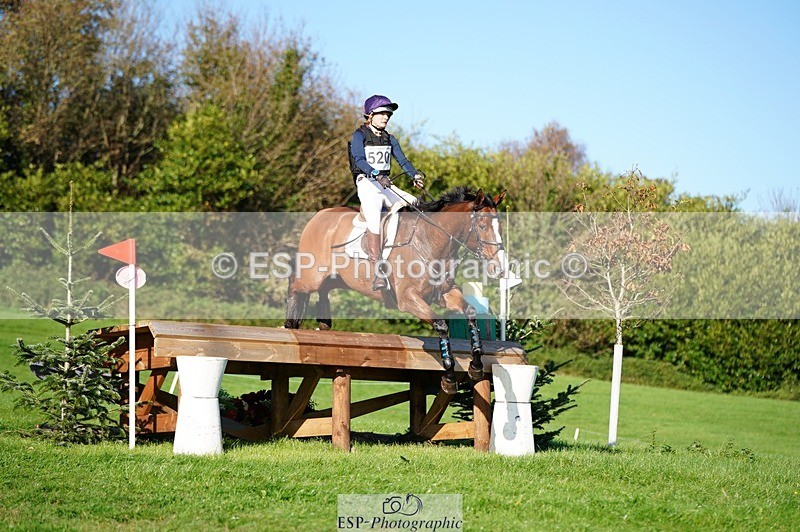 241026-143840-14157 - 520-Lottie.Newton-GOSSAMER