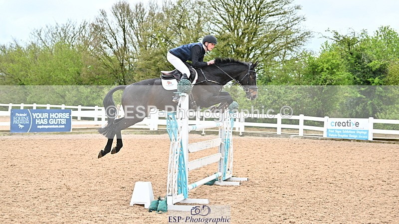 240501A-135026-00869 - Cls 8 Snr Foxhunter and 1.20m Open