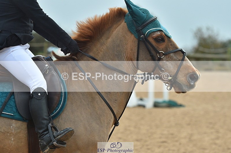 231119A-124018-05767 - Sun Cls 25 Stepping Stones 128cm & 138cm