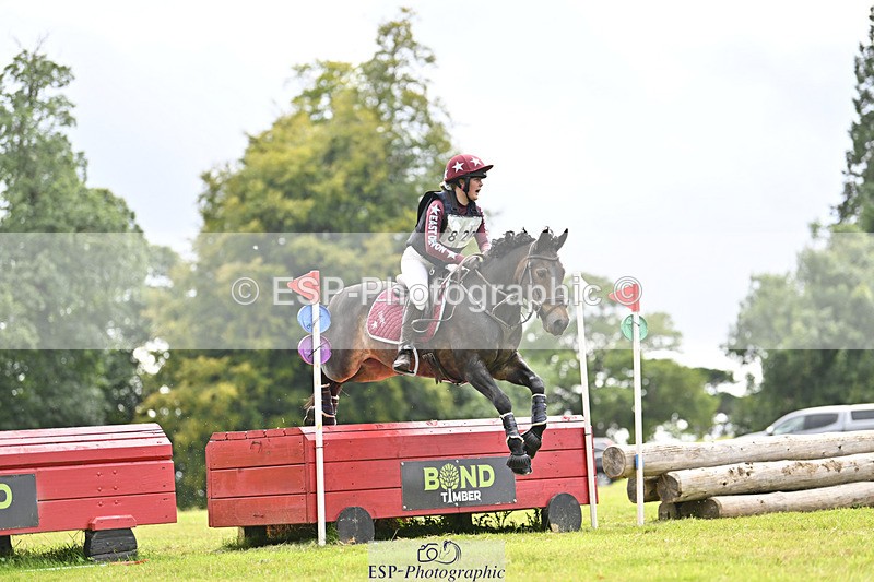 240825X-161229-36210 - 80cm XC 15.30 to 16.30