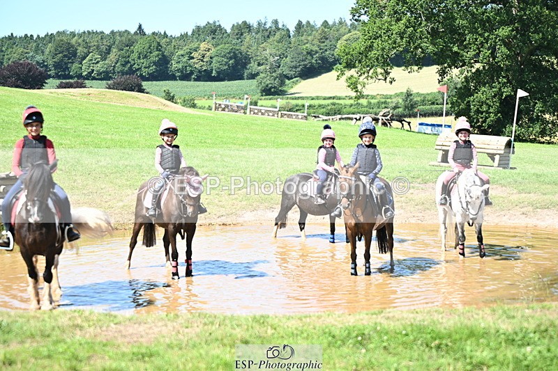 240729B-150422-03095 - Abbie's Group XC