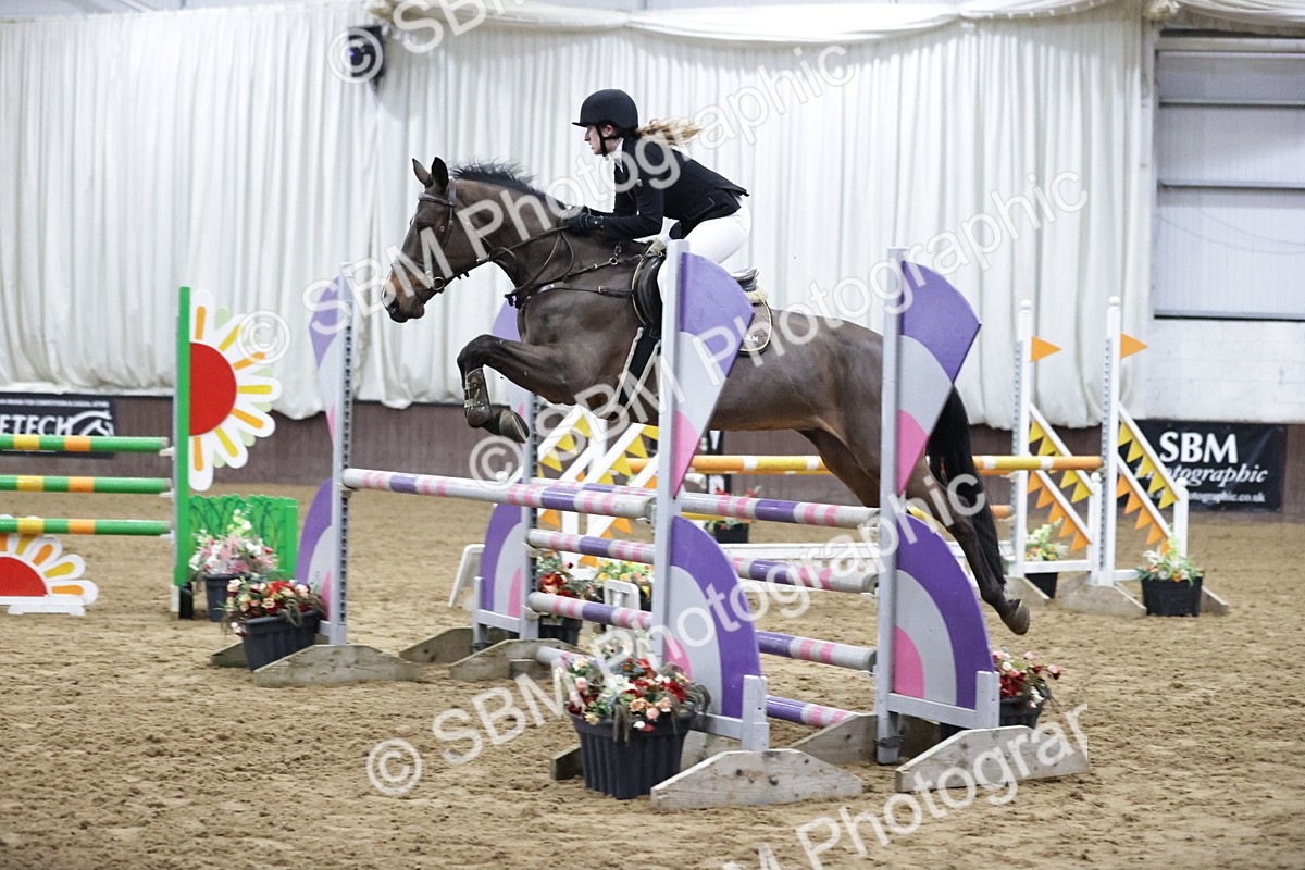 SBM_000595 - Class 3 - Nupafeed Supplements Senior Discovery/ 1m Open