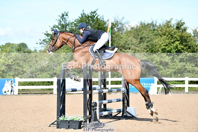 240913A-110907-03627 - Cls 21 Snr Discovery and 1m Open