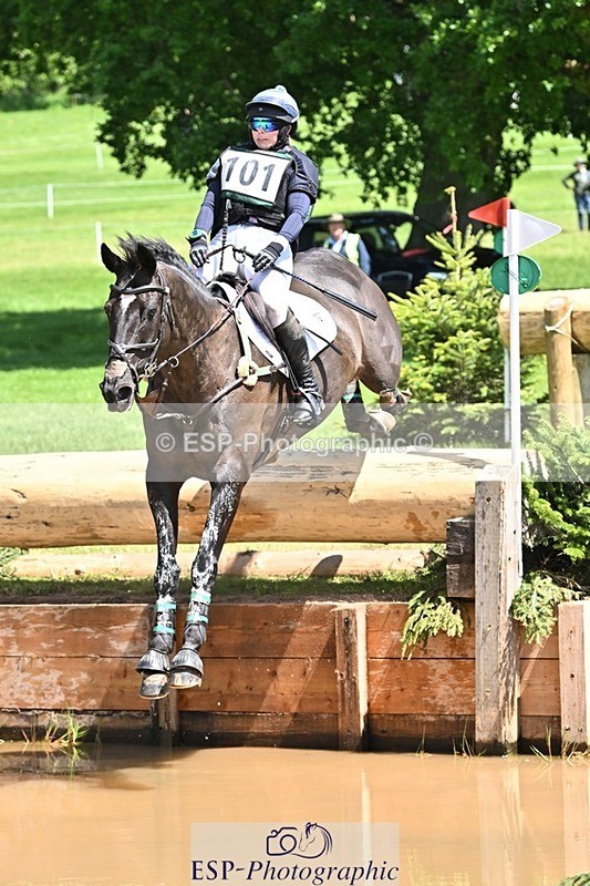 240525-124534-14216 - 101-MORELANDS_CASANOVA-Daisy_Bathe