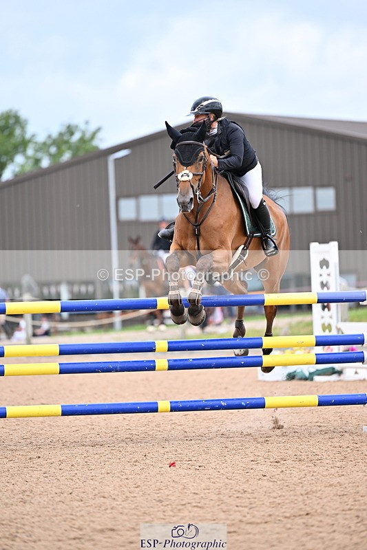 240726A-133505-01459 - Cls 3 Snr Foxhunter