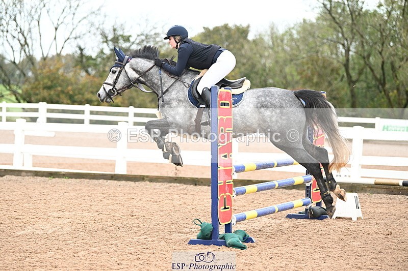 241023A-114750-00628 - Cls 1 British Novice and 90cm Open