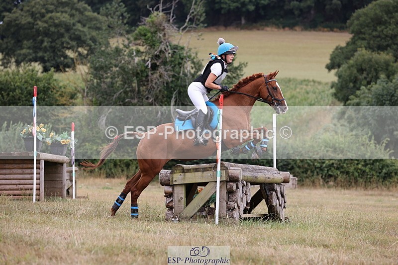 250802A-110343-01641 - B-063-Beth.Jones-FANTASY.CHILLI.(GB)
