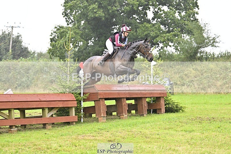 240901A-140952-09229 - 431-Lizette.Jackman-MURPHYS.GAUNTLET