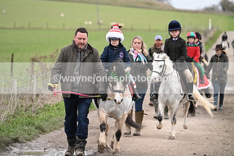 WJ7_1329 - Walk Home