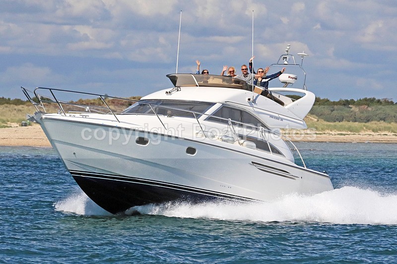 170813 REALITY - PRINCESS 38 1Y3A2928 - Flybridge Cruisers