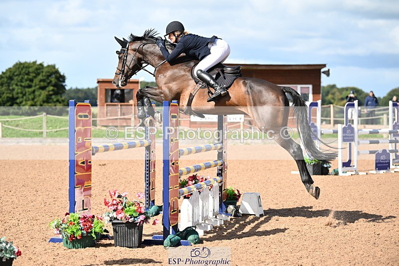 240912A-112932-00585 - Cls 2 Snr Newcomers