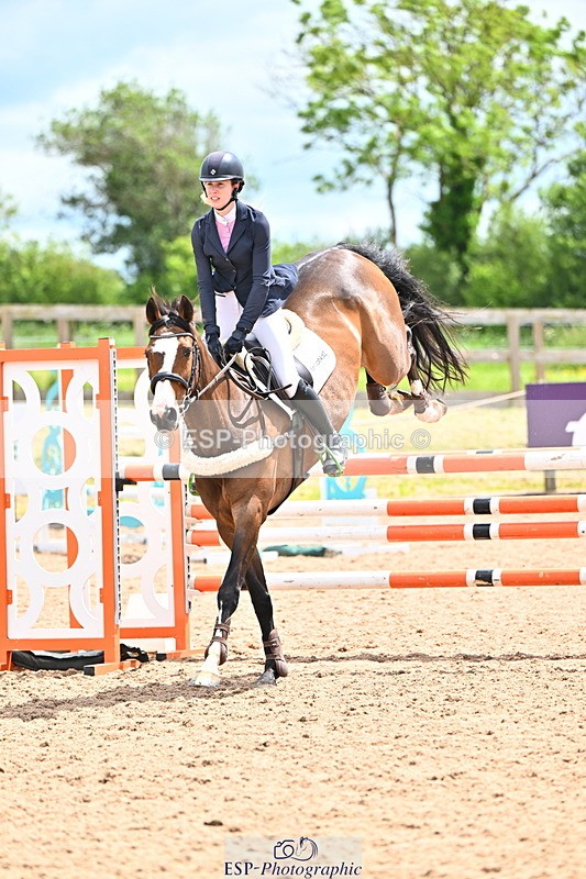 240608A-124819-02390 - Cls 4 Snr Newcomers and 1.10m Open