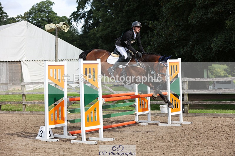 240804-100838-10905 - 359-Max_Forster-HOLD_ON_MY_HEART