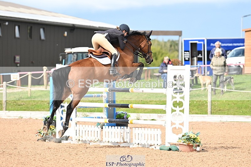 240912A-142656-02181 - Cls 5 National 1.30m Open