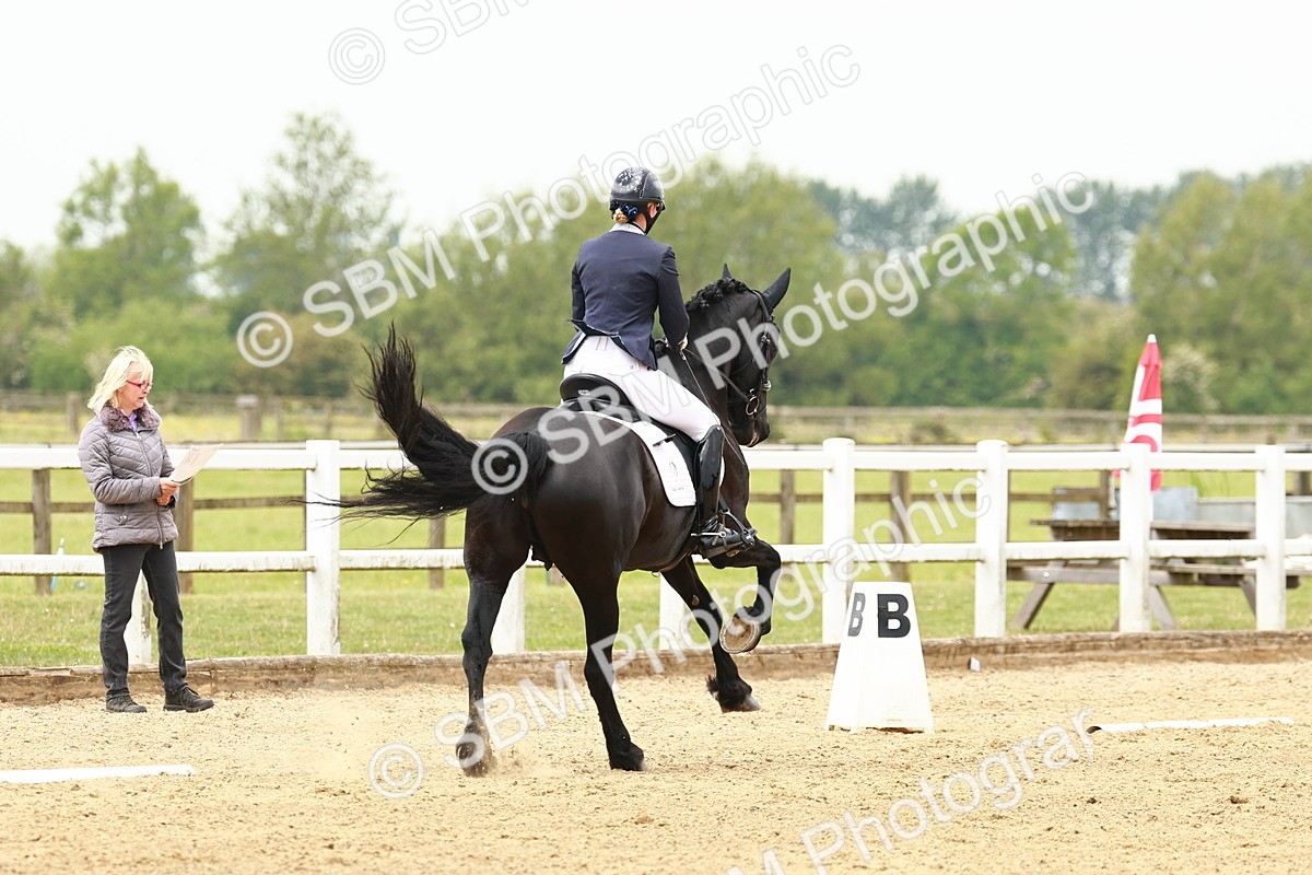 SBM_001009 - Class 6 - Novice 4