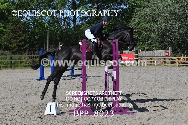 BPP_8023 - CLASS 3 Senior BritiNovice/ 90cm Open