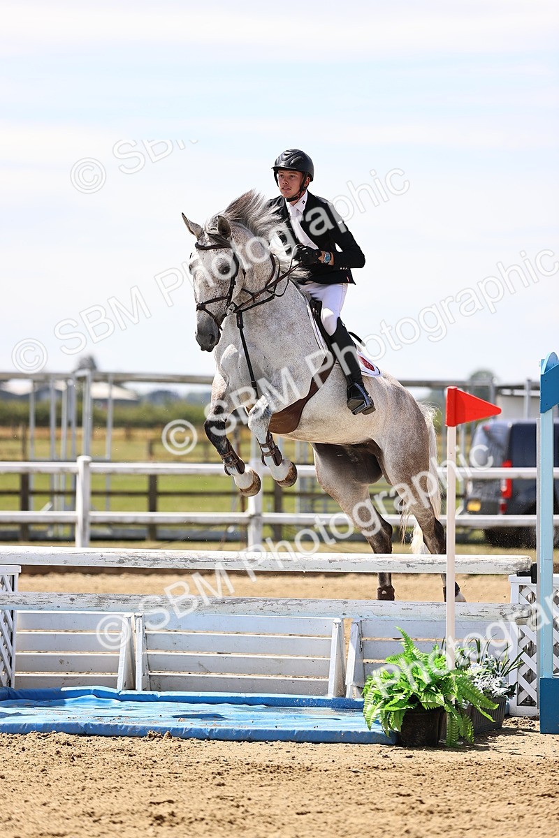 SBM_010305 - Class 9 - Senior Foxhunter - 1.20m Open
