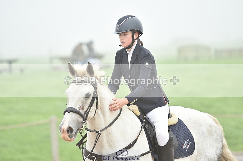 230902A-105600-00494 - Cls 2A Pony Small 70cm