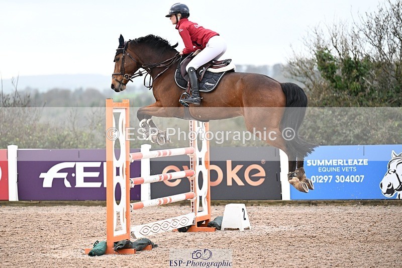 251206-133623-01140 - Cls 13 Snr Foxhunter and 1.20m