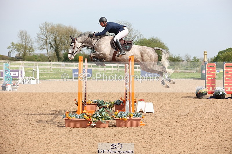 240511A-151933-14625 - Cls 36 National 1.30m Open