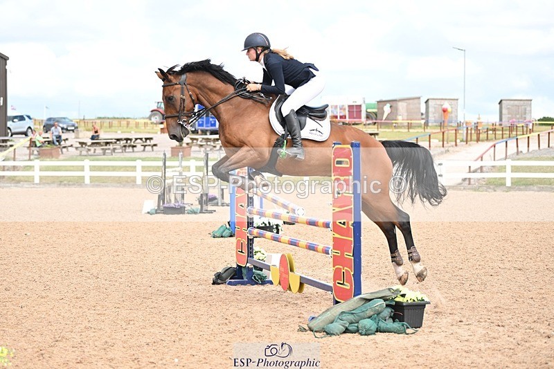 250723-154611-01219 - Cls 6 Foxhunter and 1.20m