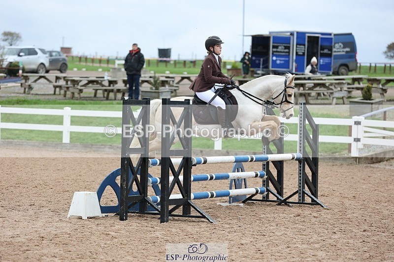 241116X-091433-00208 - Cls 05 Pony Intro 80