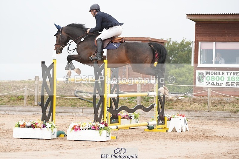 250718-110454-09897 - Cls 2, 3 Star Small Tour Break til End