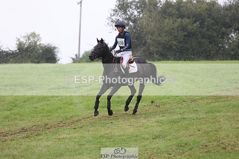 240901A-121812-07375 - 409-Tim.Price-JUST.SPOTLESS