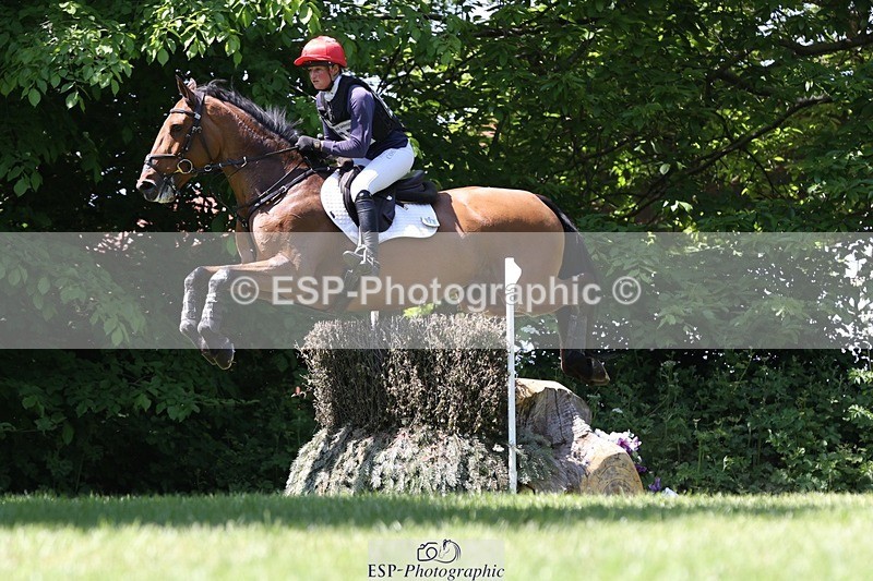 230527-142728-09598 - 327-ROMANTIC-Rosie_Fry-XC