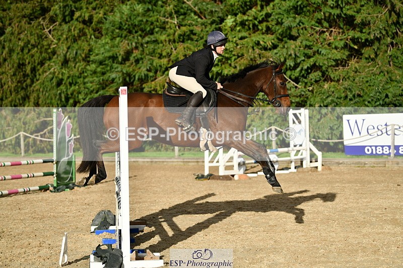 251004A-165256-02267 - Classes 10 & 11 80cm