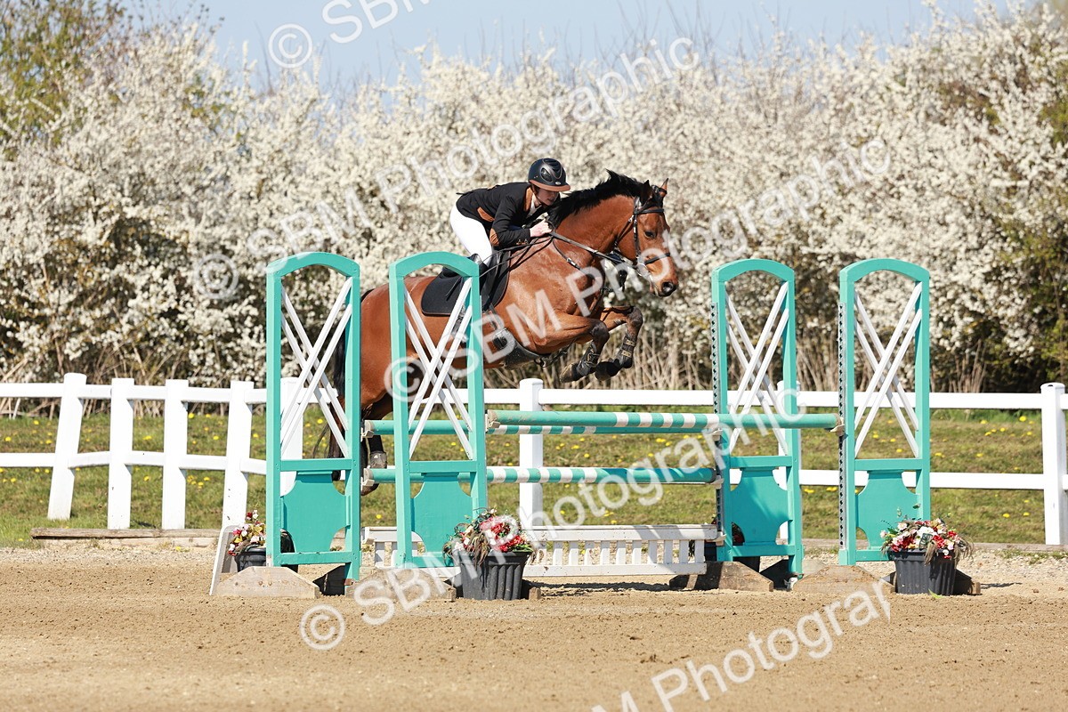 SBM_004306 - Class 17 - Senior Newcomers - 1.10m