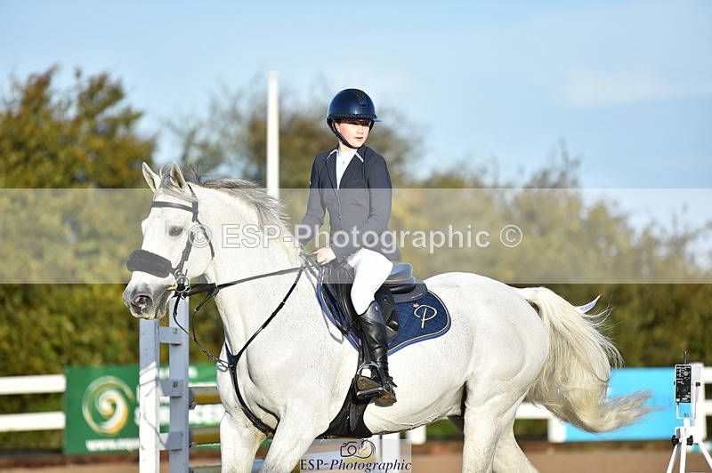 231028A-091936-00091 - Cls 9+10 Children on Horses