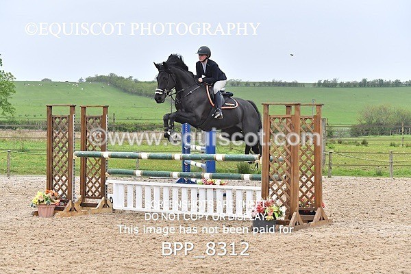 BPP_8312 - CLASS 19 SAT CLASS 19 SAT Senior Newcomers/ 1.10m Open