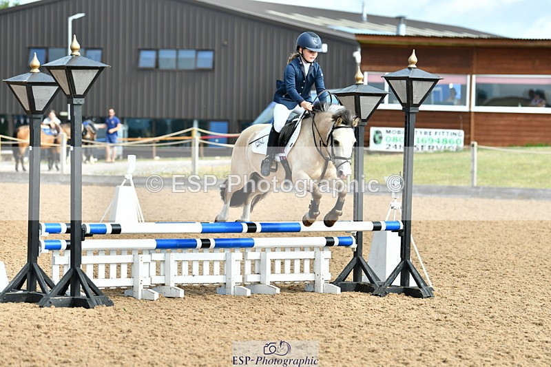 230624A-092031-00133 - Cls 36 Stepping Stones 128 & 138cm