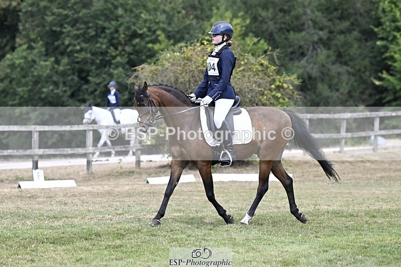 250822A-114010-22325 - DR 11.00 to 12.00