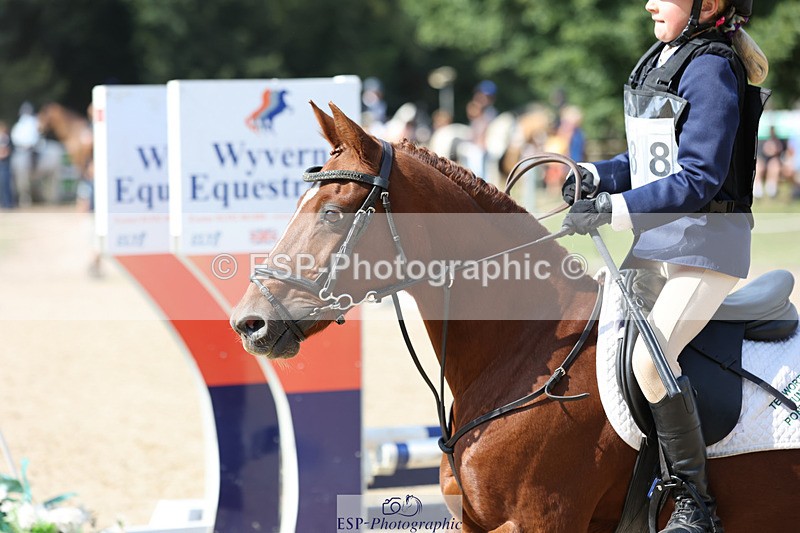 240823X-111902-15853 - 60cm R1 10.00 to 11.30