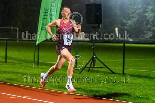 Monument25-910310 - Set Six