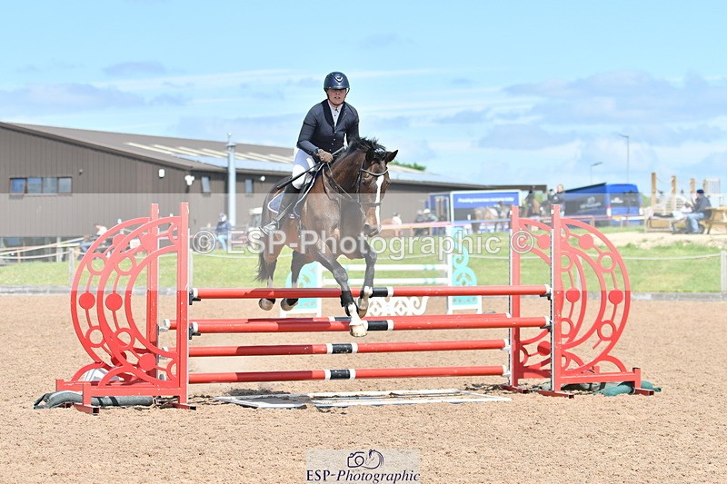 240609A-113142-04608 - Cls 17 Snr 1.05m Open