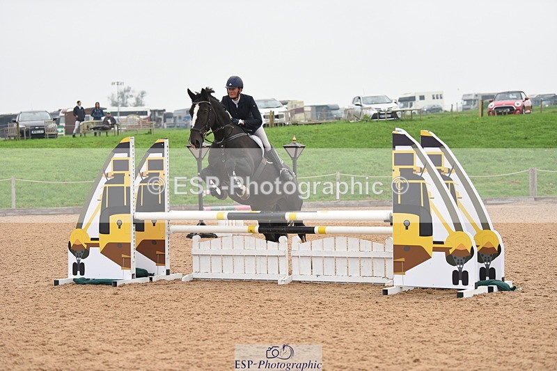 230916A-152812-05361 - Cls 18 Snr 95cm Derby