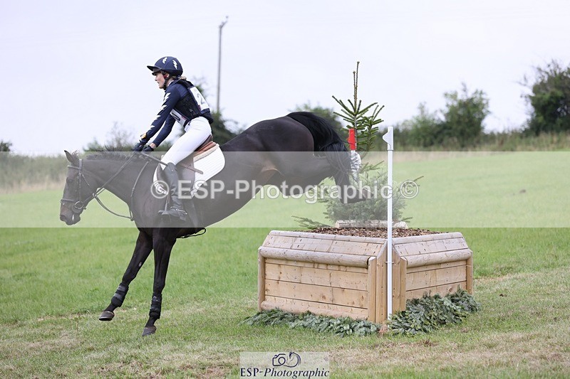 240831A-144004-04568 - 220-Xanthe.Baylis-TULLIBARDS.HERSELF