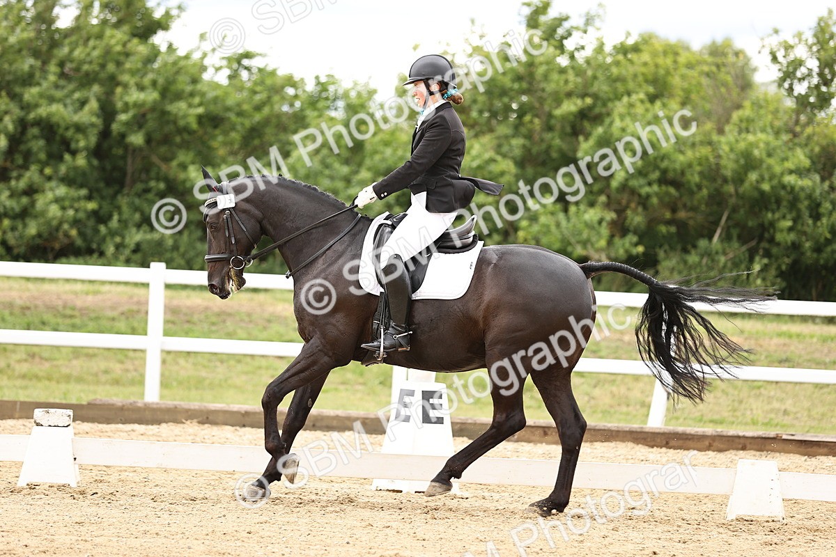SBM_002046 - Class 2 - Novice 4 - 10.36-11.39