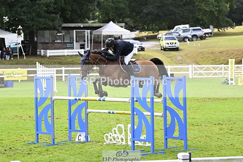 250831A-133434-10537 - Cls 37 Snr 1.35m Grand Prix