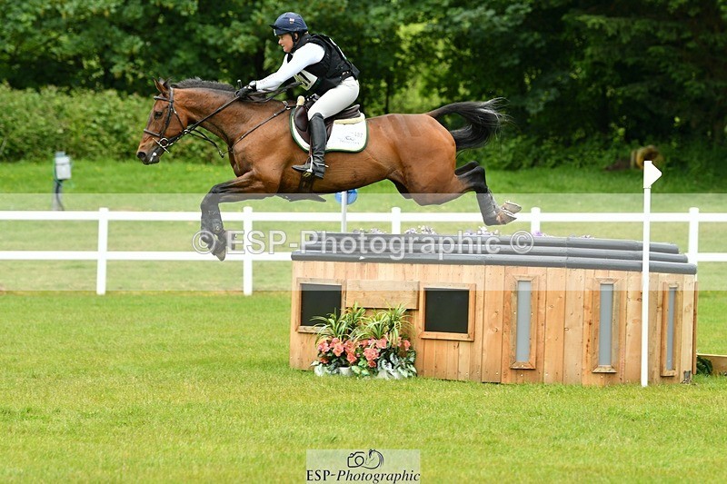 230528-150409-18362 - 487-MGH_GRAFTON_STREET-Pippa_Funnell-XC